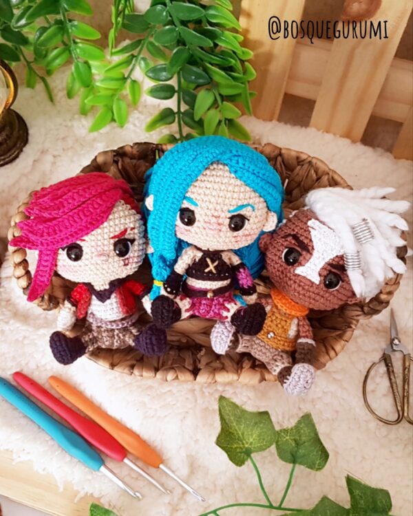 Arcane/LOL receitas de amigurumi: Caitlyn, Mel+ [Volume 2] Português - Image 4