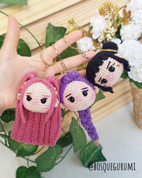 HUNTRIX amigurumi keychains / chaveiros de crochê [PT/English] - Imagem 12